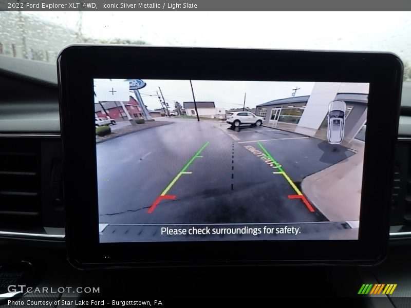 Iconic Silver Metallic / Light Slate 2022 Ford Explorer XLT 4WD