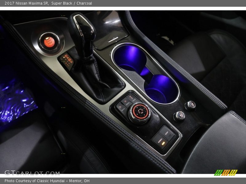 Super Black / Charcoal 2017 Nissan Maxima SR