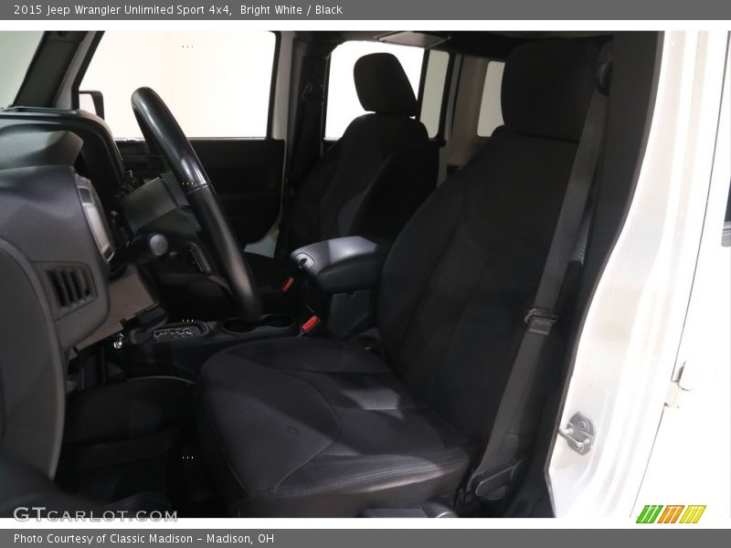 Bright White / Black 2015 Jeep Wrangler Unlimited Sport 4x4