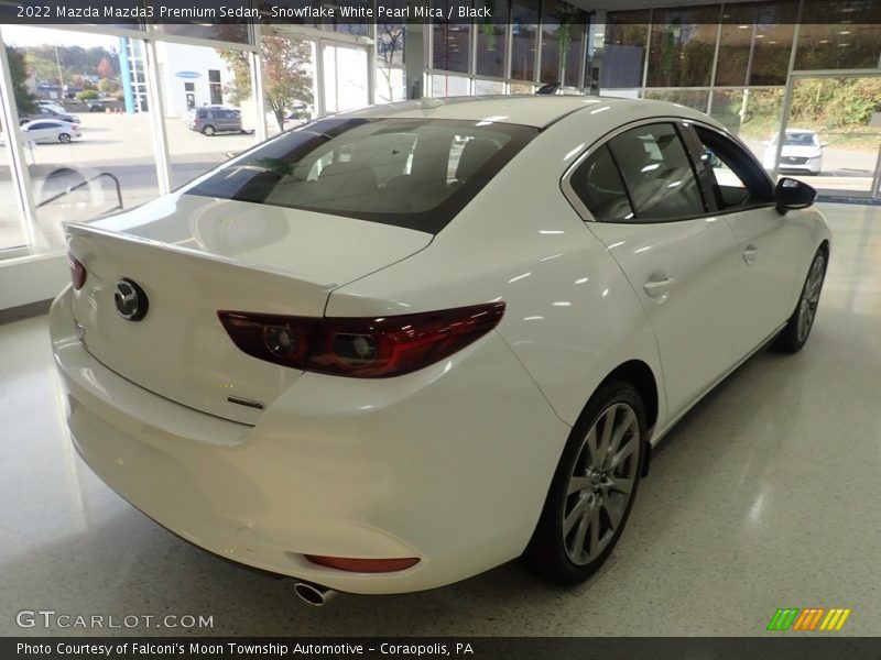 Snowflake White Pearl Mica / Black 2022 Mazda Mazda3 Premium Sedan