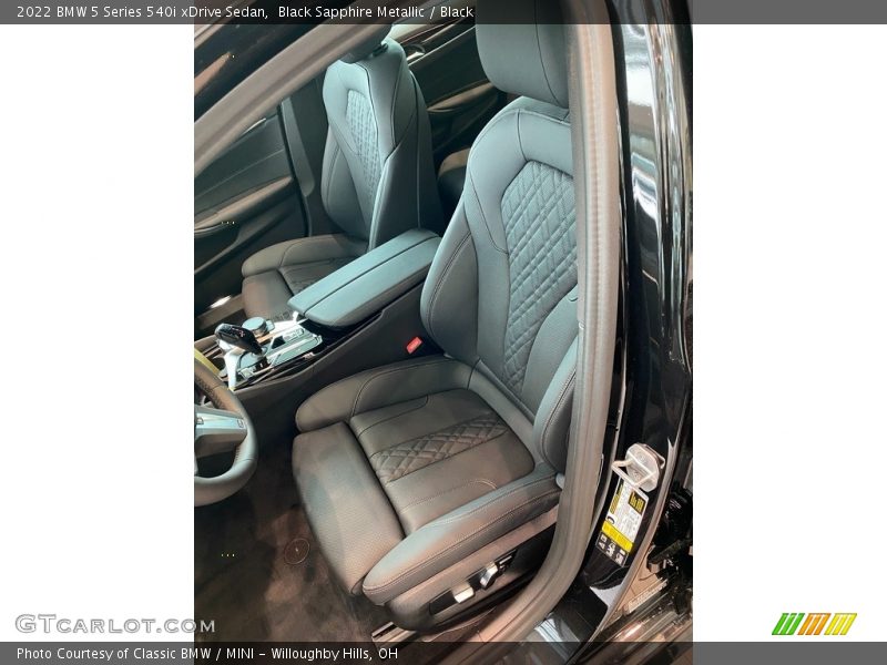 Black Sapphire Metallic / Black 2022 BMW 5 Series 540i xDrive Sedan