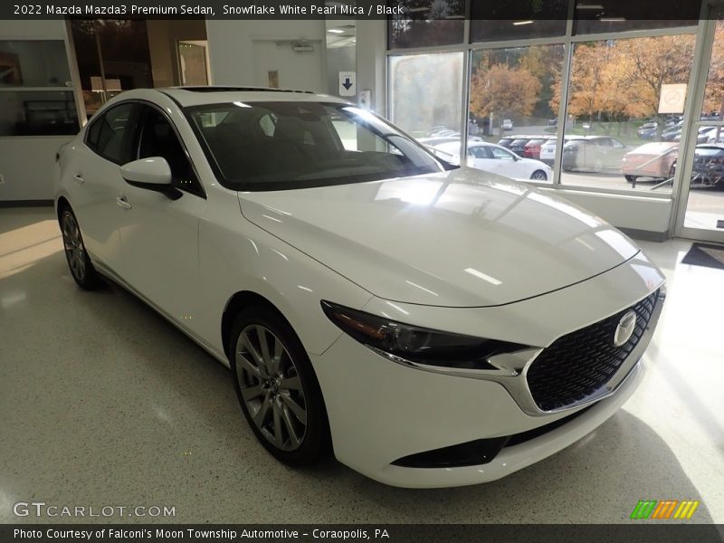 Front 3/4 View of 2022 Mazda3 Premium Sedan
