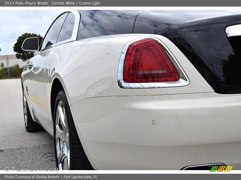 Cornish White / Creme Light 2014 Rolls-Royce Wraith