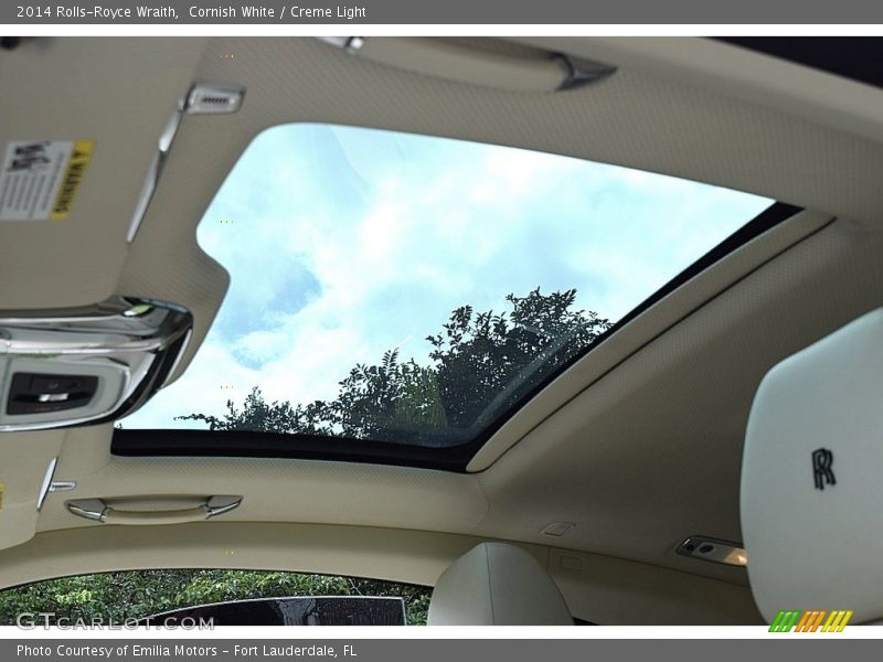 Sunroof of 2014 Wraith 