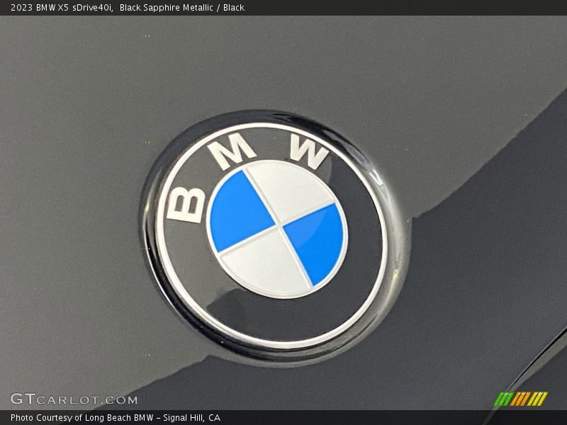 Black Sapphire Metallic / Black 2023 BMW X5 sDrive40i