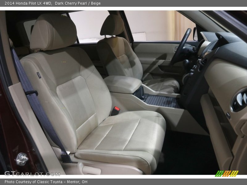 Front Seat of 2014 Pilot LX 4WD