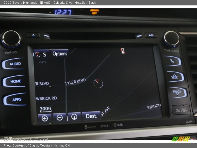 Celestial Silver Metallic / Black 2019 Toyota Highlander SE AWD