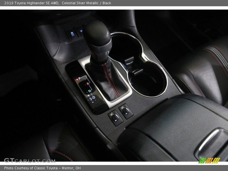 Celestial Silver Metallic / Black 2019 Toyota Highlander SE AWD