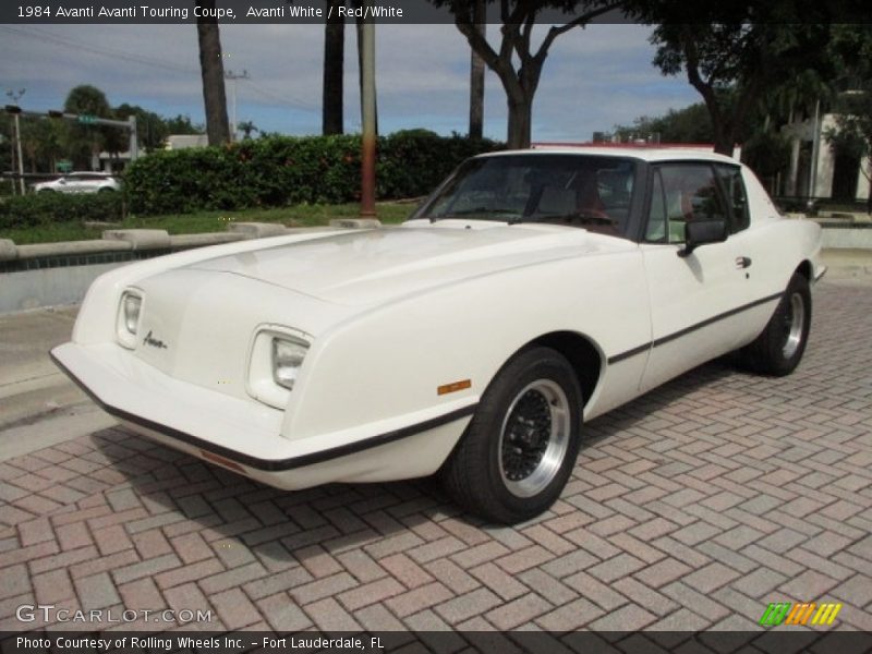 Front 3/4 View of 1984 Avanti Touring Coupe