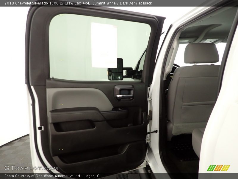 Summit White / Dark Ash/Jet Black 2018 Chevrolet Silverado 1500 LS Crew Cab 4x4