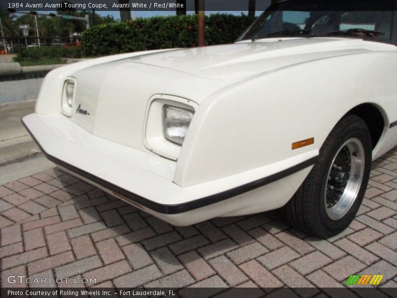 Avanti White / Red/White 1984 Avanti Avanti Touring Coupe