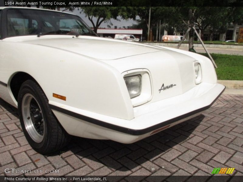 Avanti White / Red/White 1984 Avanti Avanti Touring Coupe