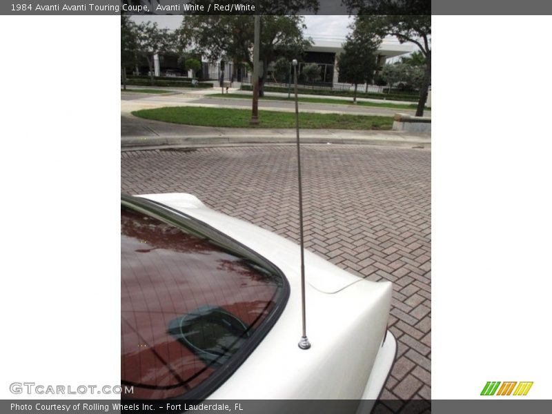 Avanti White / Red/White 1984 Avanti Avanti Touring Coupe