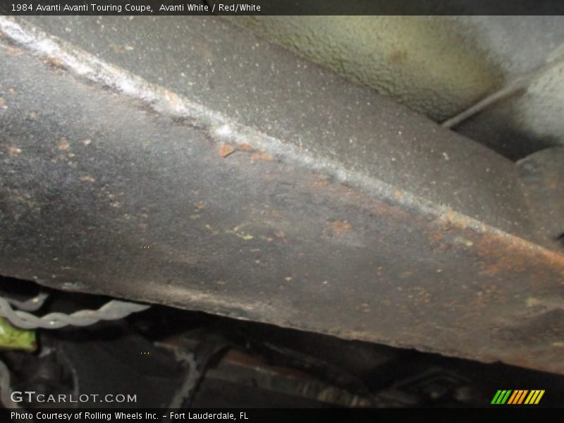 Avanti White / Red/White 1984 Avanti Avanti Touring Coupe