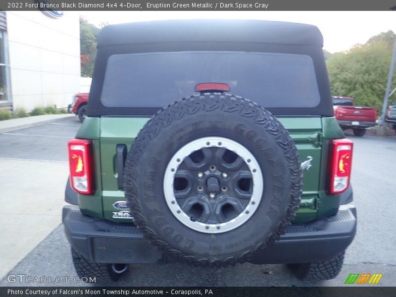 Eruption Green Metallic / Dark Space Gray 2022 Ford Bronco Black Diamond 4x4 4-Door