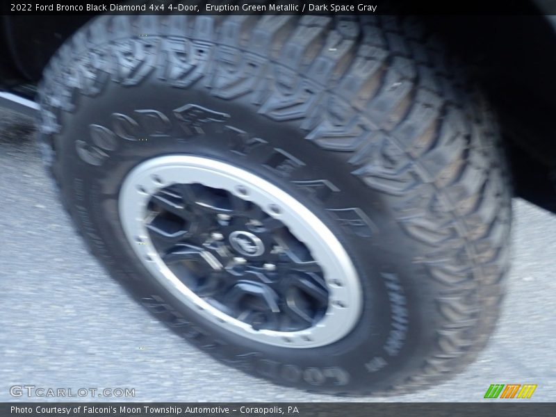 Eruption Green Metallic / Dark Space Gray 2022 Ford Bronco Black Diamond 4x4 4-Door