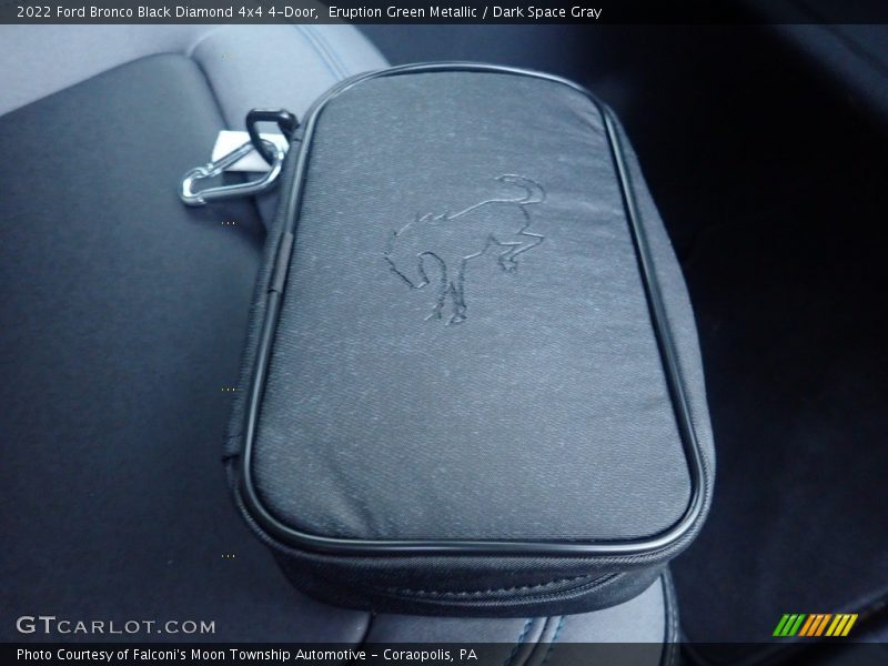 Eruption Green Metallic / Dark Space Gray 2022 Ford Bronco Black Diamond 4x4 4-Door
