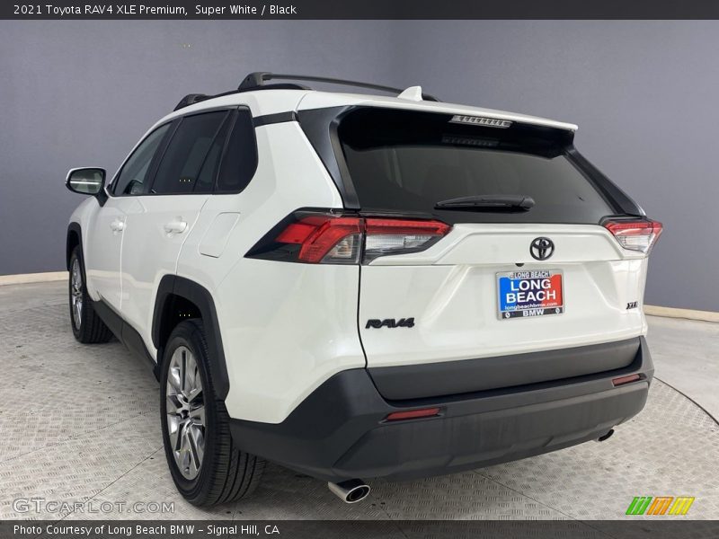 Super White / Black 2021 Toyota RAV4 XLE Premium