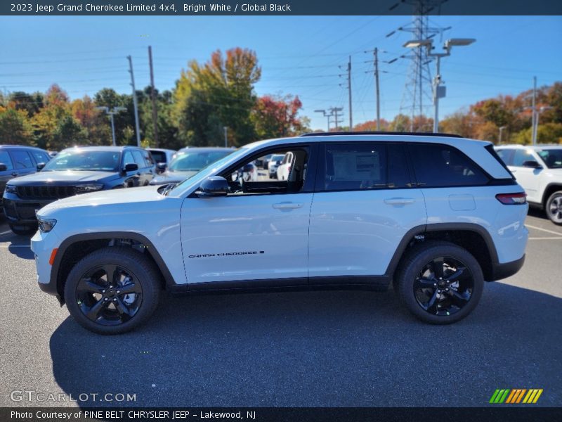 Bright White / Global Black 2023 Jeep Grand Cherokee Limited 4x4