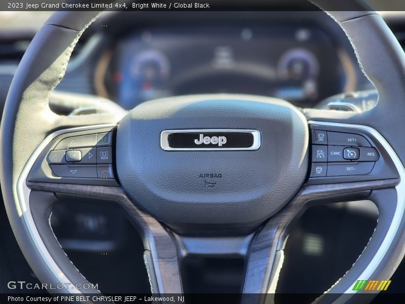 Bright White / Global Black 2023 Jeep Grand Cherokee Limited 4x4