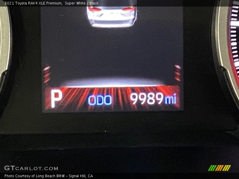 Super White / Black 2021 Toyota RAV4 XLE Premium