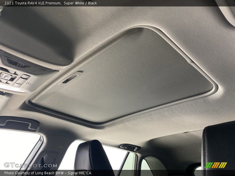 Super White / Black 2021 Toyota RAV4 XLE Premium