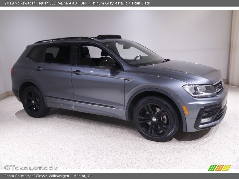 Platinum Gray Metallic / Titan Black 2019 Volkswagen Tiguan SEL R-Line 4MOTION