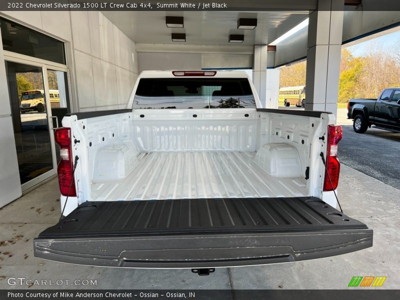 Summit White / Jet Black 2022 Chevrolet Silverado 1500 LT Crew Cab 4x4