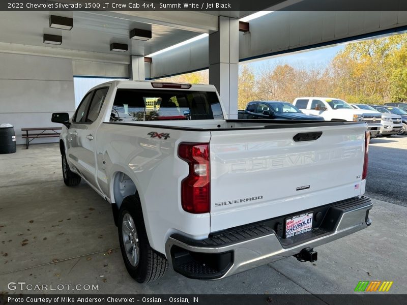 Summit White / Jet Black 2022 Chevrolet Silverado 1500 LT Crew Cab 4x4