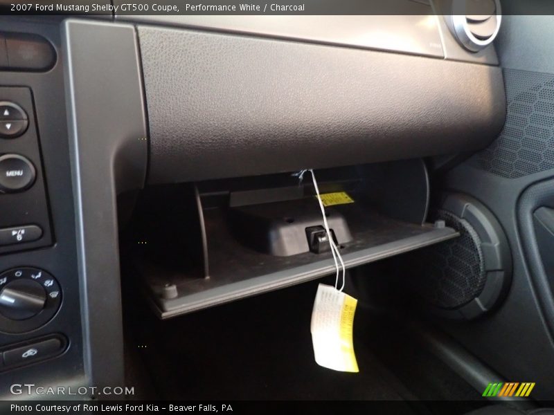 Performance White / Charcoal 2007 Ford Mustang Shelby GT500 Coupe