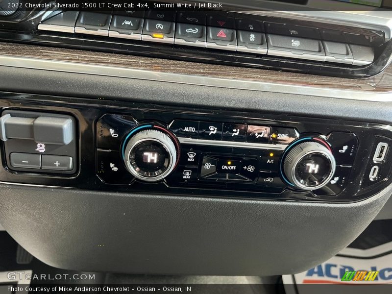 Summit White / Jet Black 2022 Chevrolet Silverado 1500 LT Crew Cab 4x4