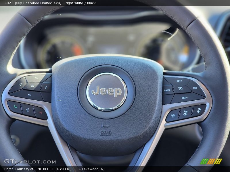 Bright White / Black 2022 Jeep Cherokee Limited 4x4