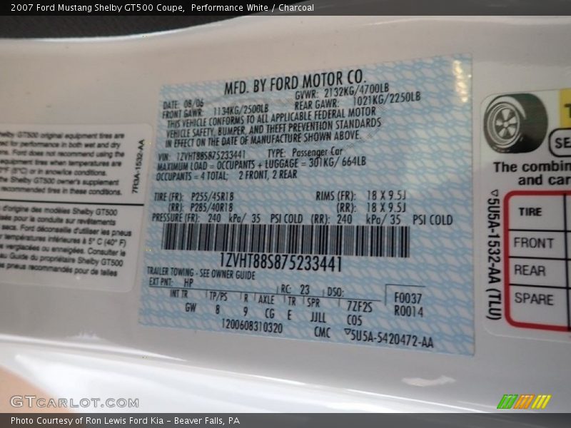 Performance White / Charcoal 2007 Ford Mustang Shelby GT500 Coupe