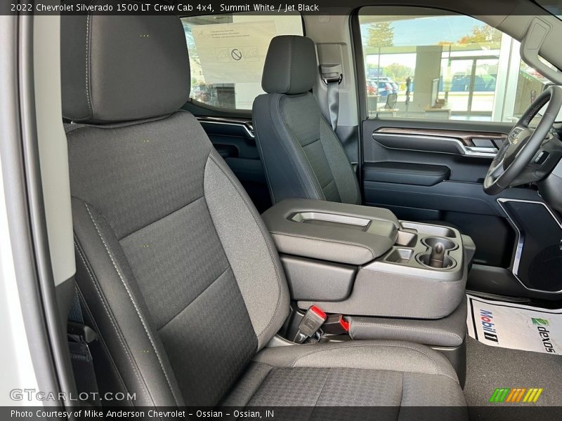 Summit White / Jet Black 2022 Chevrolet Silverado 1500 LT Crew Cab 4x4