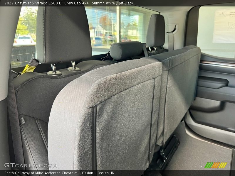 Summit White / Jet Black 2022 Chevrolet Silverado 1500 LT Crew Cab 4x4