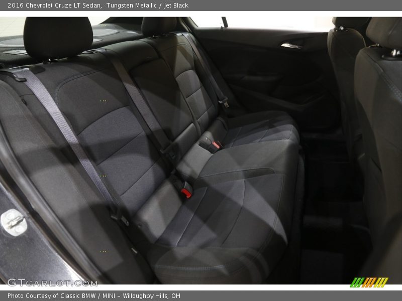 Tungsten Metallic / Jet Black 2016 Chevrolet Cruze LT Sedan