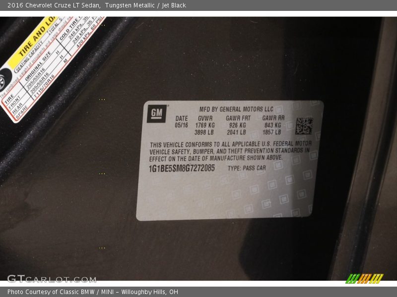 Tungsten Metallic / Jet Black 2016 Chevrolet Cruze LT Sedan