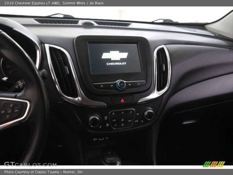 Summit White / Jet Black 2019 Chevrolet Equinox LT AWD