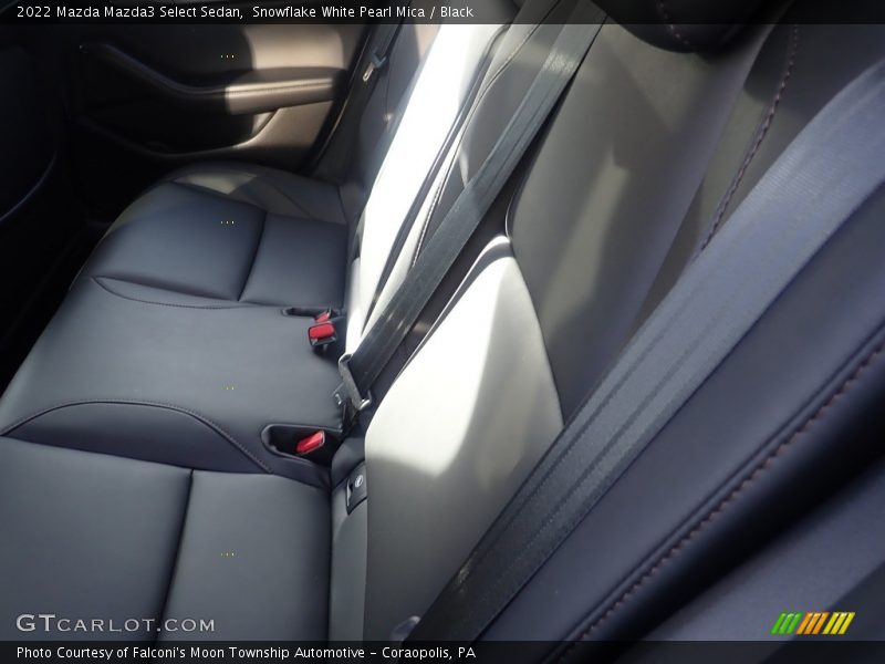 Snowflake White Pearl Mica / Black 2022 Mazda Mazda3 Select Sedan
