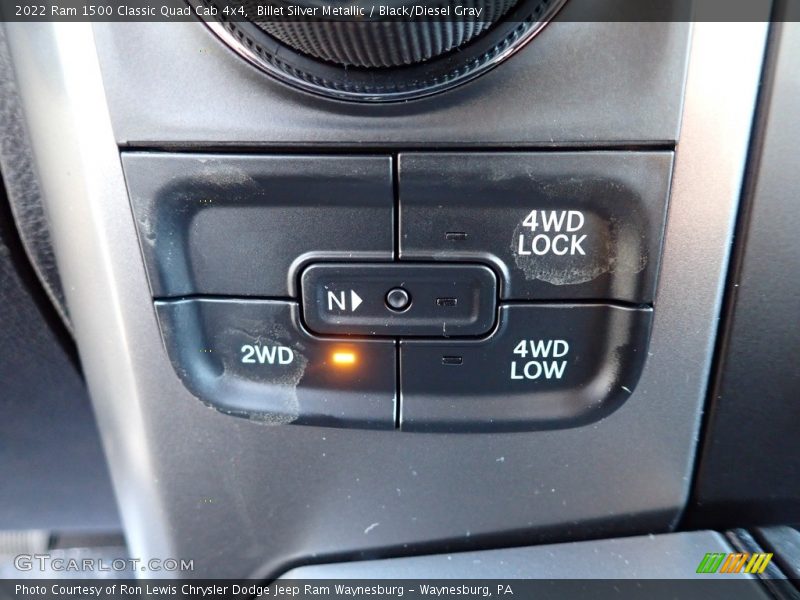 Billet Silver Metallic / Black/Diesel Gray 2022 Ram 1500 Classic Quad Cab 4x4
