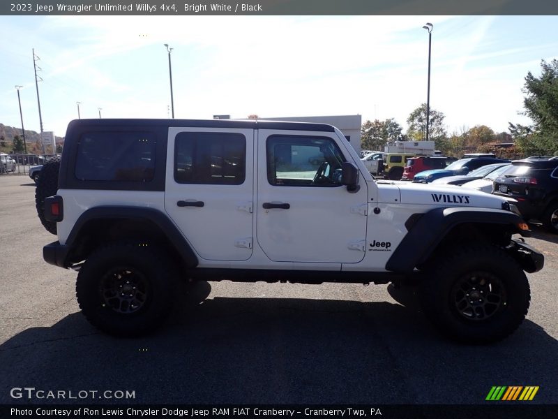 Bright White / Black 2023 Jeep Wrangler Unlimited Willys 4x4