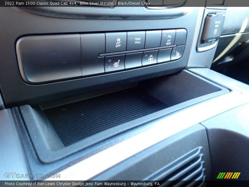 Billet Silver Metallic / Black/Diesel Gray 2022 Ram 1500 Classic Quad Cab 4x4