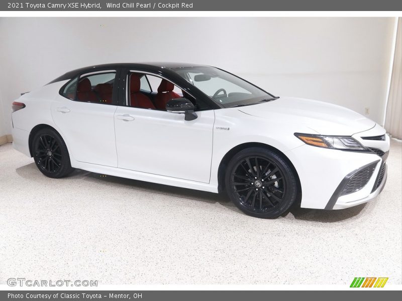 Wind Chill Pearl / Cockpit Red 2021 Toyota Camry XSE Hybrid