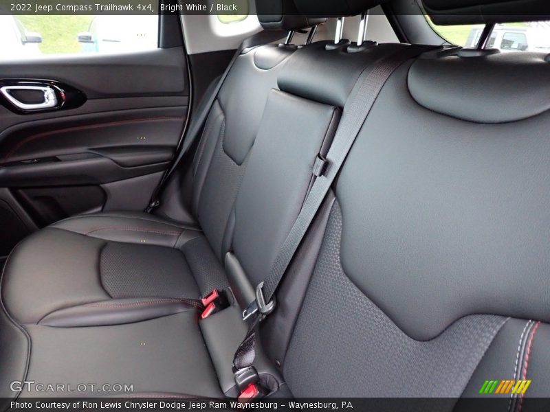 Bright White / Black 2022 Jeep Compass Trailhawk 4x4