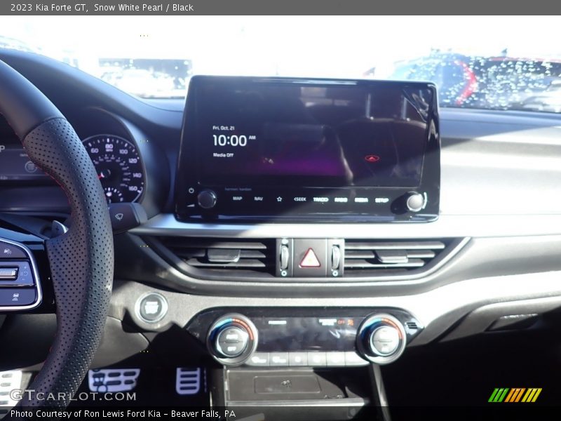 Snow White Pearl / Black 2023 Kia Forte GT