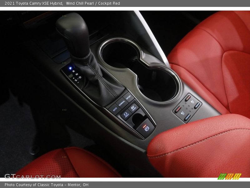 Wind Chill Pearl / Cockpit Red 2021 Toyota Camry XSE Hybrid