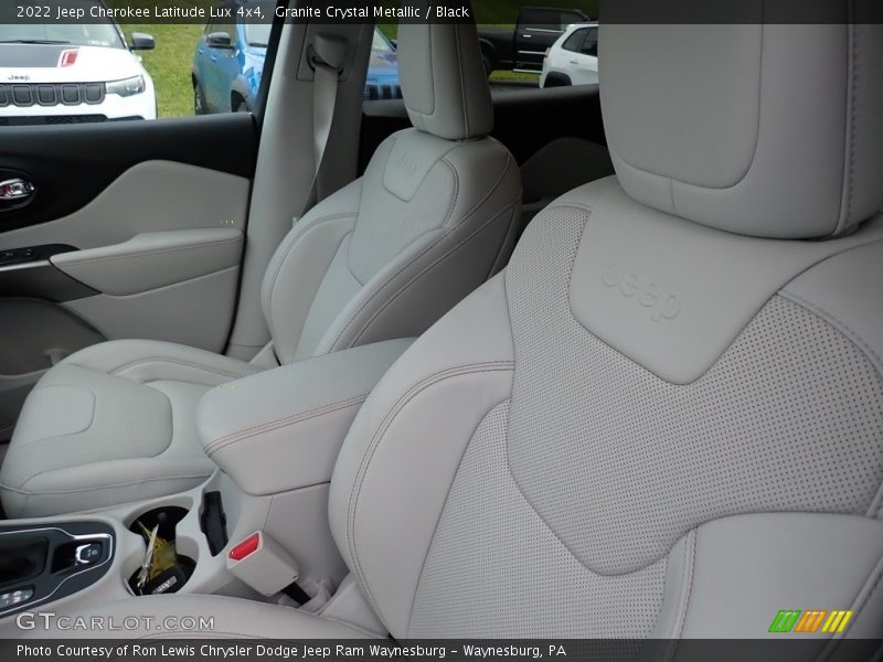 Granite Crystal Metallic / Black 2022 Jeep Cherokee Latitude Lux 4x4