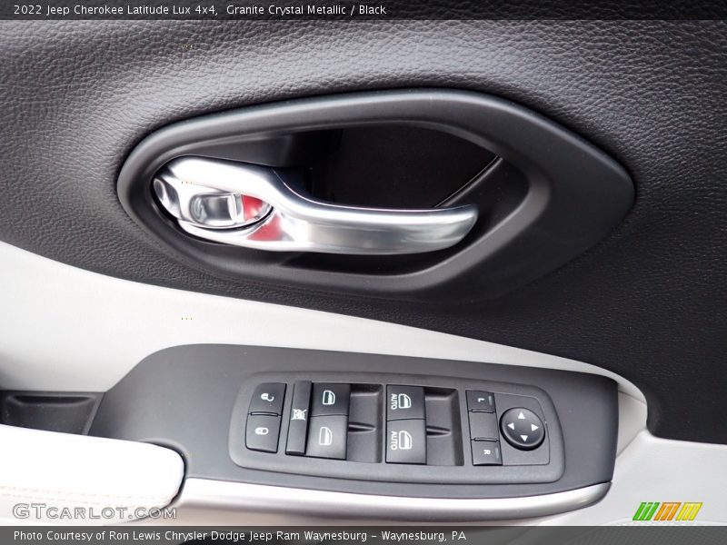 Granite Crystal Metallic / Black 2022 Jeep Cherokee Latitude Lux 4x4