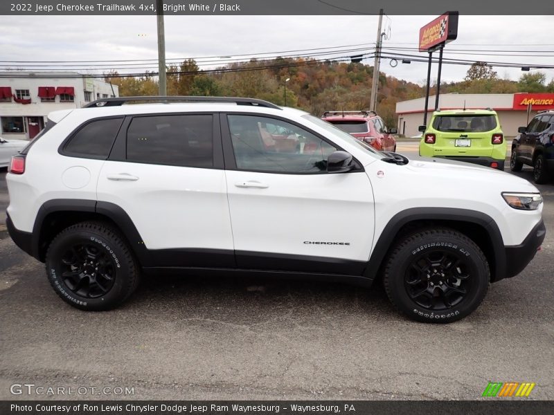 Bright White / Black 2022 Jeep Cherokee Trailhawk 4x4