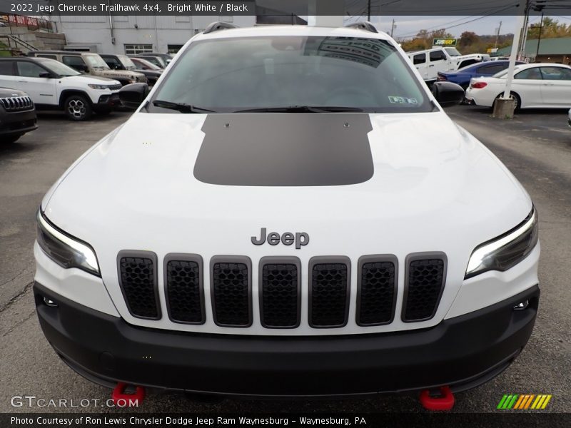 Bright White / Black 2022 Jeep Cherokee Trailhawk 4x4